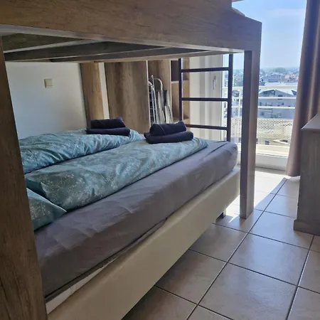 Appartamento Met Zeezicht, Zwembad & Garage Ostenda